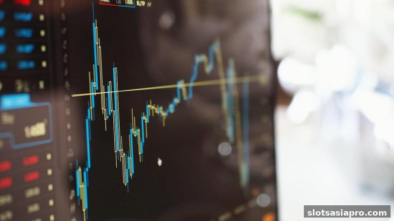 电子游戏平台中，冷热号博弈策略与节日红包的融合玩法